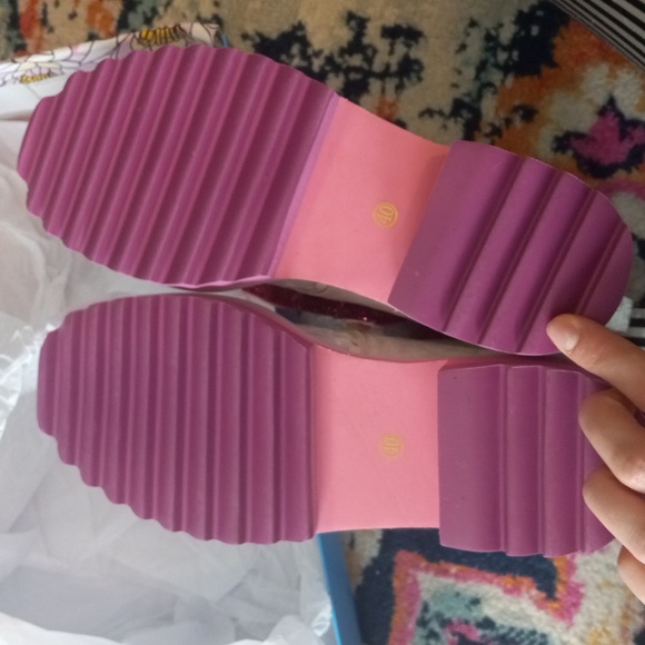 New MORNING STROLL IRREGULAR CHOICE Velvet pink/cream Boots, Size 40 (US 9-9.5) - Picture 2 of 7